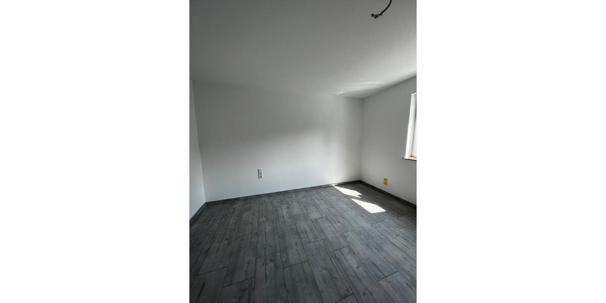 Etagenwohnung Olpe - 5 Zimmer, 120 m&sup2;, 800&euro; | Angebot:24857734