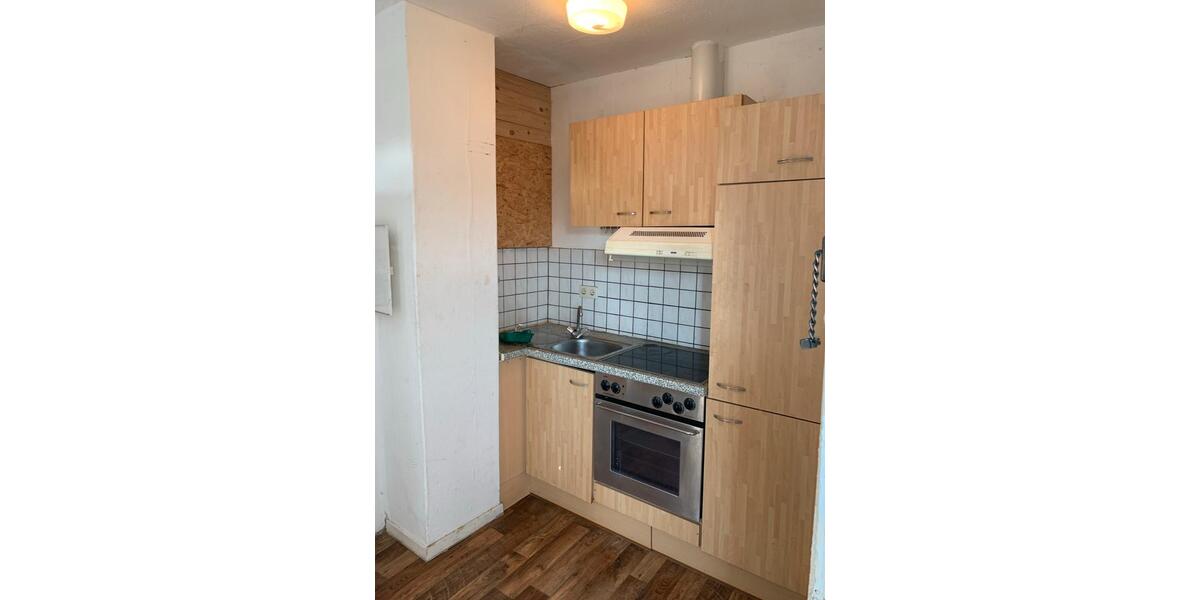 Etagenwohnung Oberndorf - 1 Zimmer, 26 m&sup2;, 300&euro; | Angebot:24876690