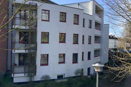 Wohnung Hameln Ost - 2 Zimmer, 80 m&sup2;, 589&euro; | Angebot:26150039