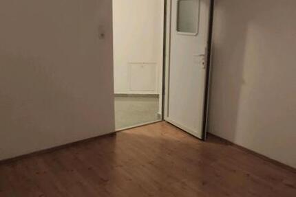 Wohnung Geislingen - 3 Zimmer, 80 m&sup2;, 380&euro; | Angebot:25944575