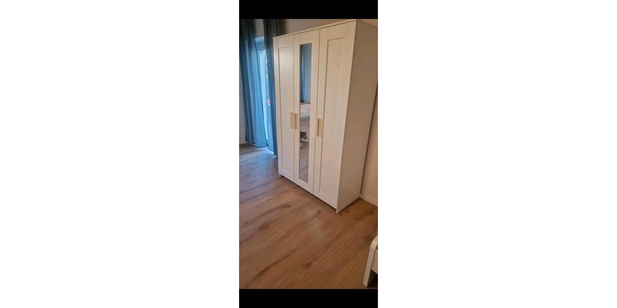 Wohnen auf Zeit Uttenreuth - 1 Zimmer, 16 m&sup2;, 565&euro; | Angebot:26432573