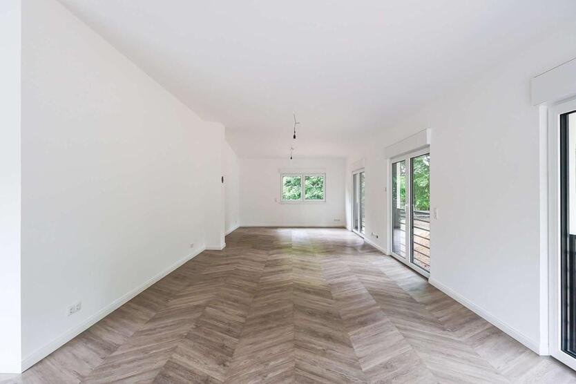 Doppelhaushälfte mit großem Garten in Potsdam zimmer