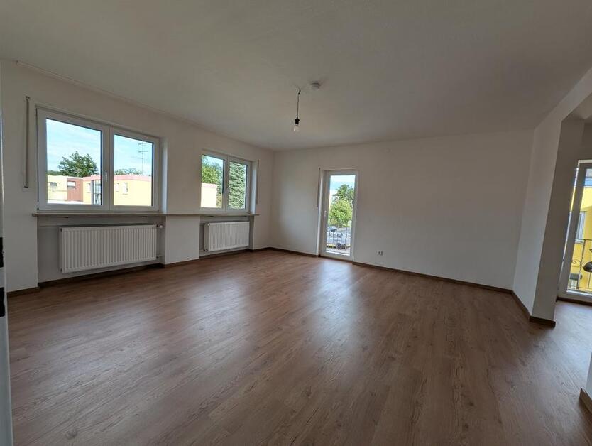 Helle 3-Zimmer-Wohnung in kreativer Hausgemeinschaft