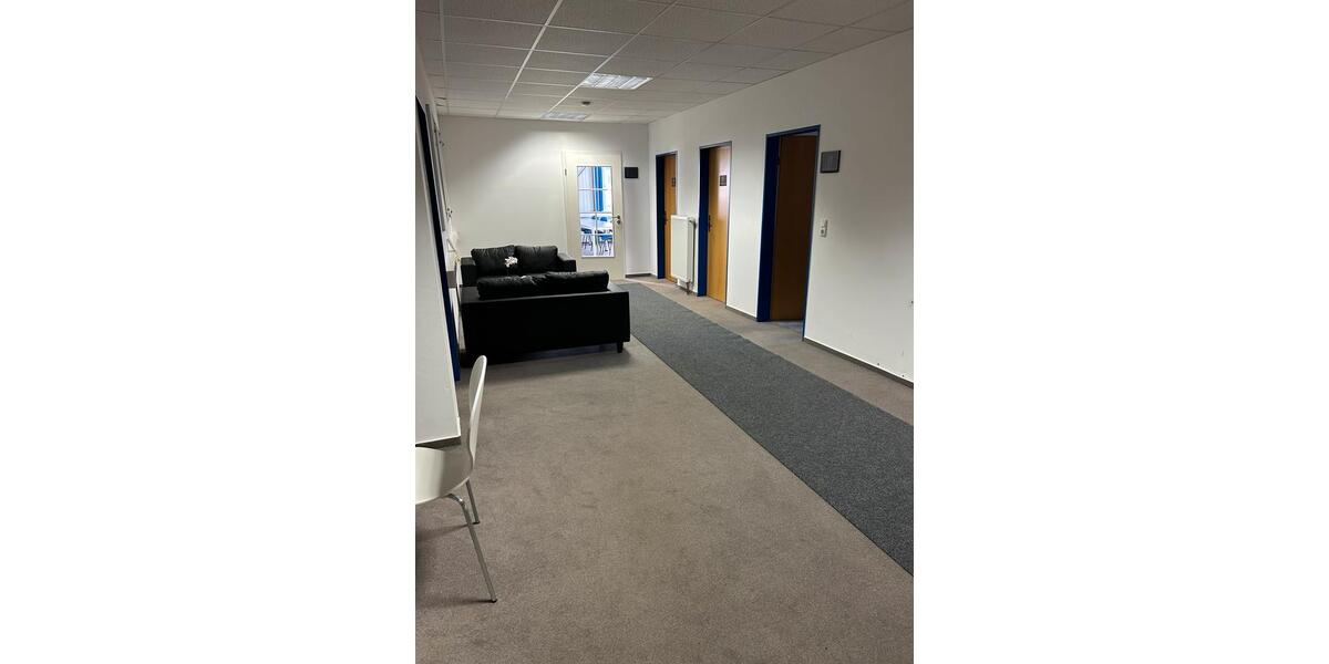 Gewerbeobjekt Emden Rysumer Landstraße - 1.300&euro; | Angebot:24371625