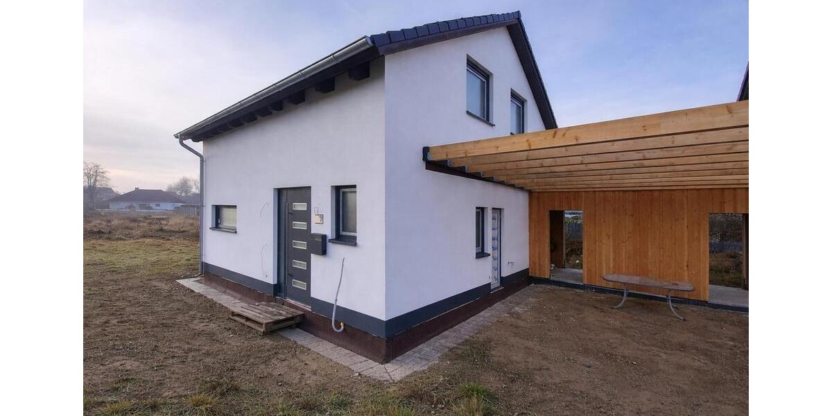 Einfamilienhaus Uetze - 4 Zimmer, 114 m&sup2;, 1.500&euro; | Angebot:26007134