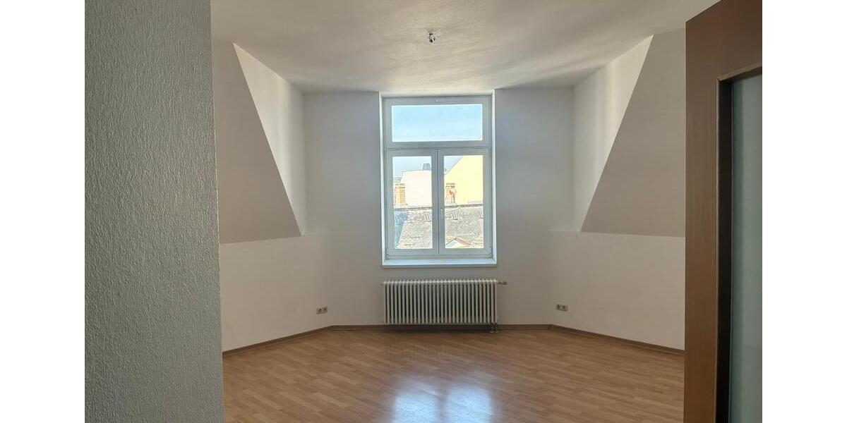 Dachgeschoßwohnung Leipzig Altwest - 3 Zimmer, 99 m&sup2;, 1.050&euro; | Angebot:26490345