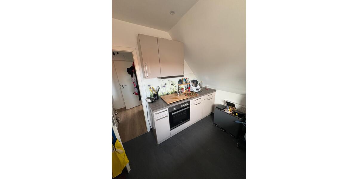 Dachgeschoßwohnung Adendorf - 3 Zimmer, 64 m&sup2;, 825&euro; | Angebot:25857206