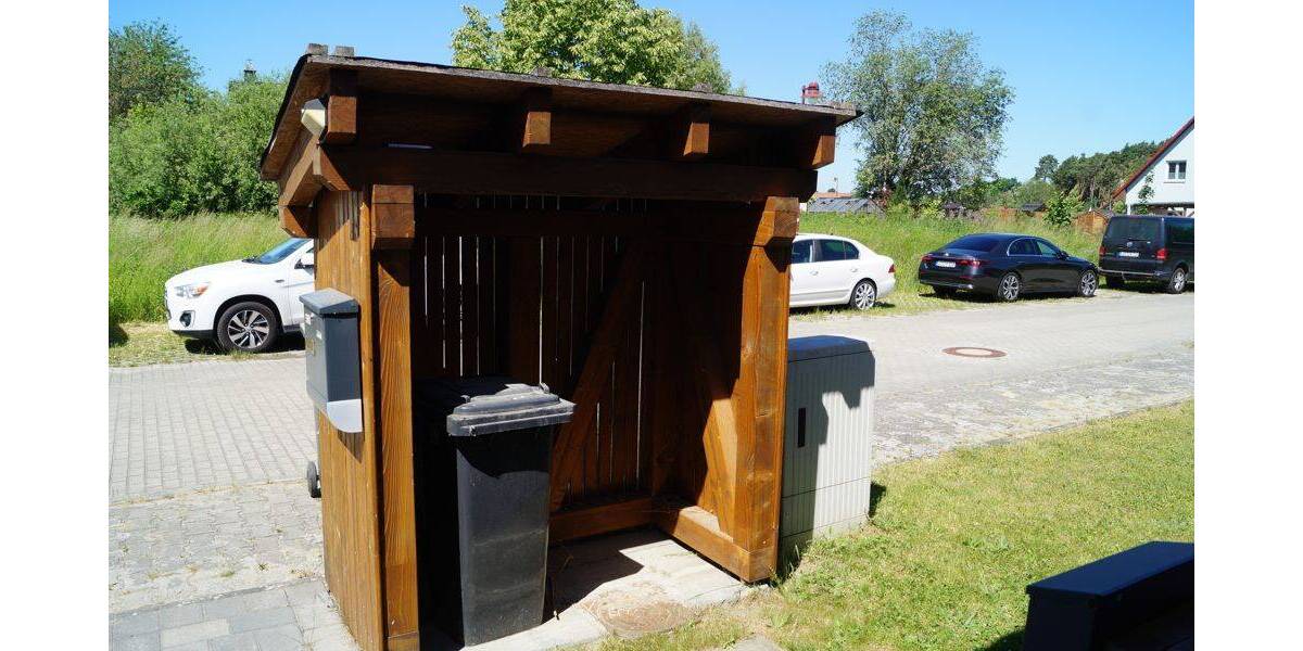 Einfamilienhaus Reichenwalde - 3 Zimmer, 130 m&sup2;, 1.350&euro; | Angebot:26824644