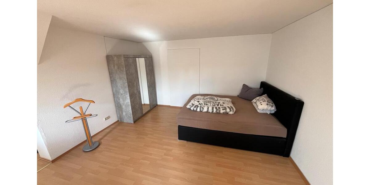 Dachgeschoßwohnung Hohenstein-Ernstthal Ernstthal - 2 Zimmer, 48 m&sup2;, 419&euro; | Angebot:26648968