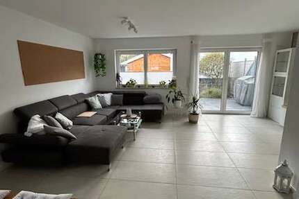 Haus zum Mieten in Ergolding-Piflas 1.690 € 136 m² 5 zimmer