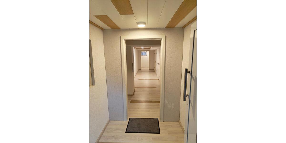 Erdgeschoßwohnung Geislingen - 2.5 Zimmer, 87 m&sup2;, 850&euro; | Angebot:26415051