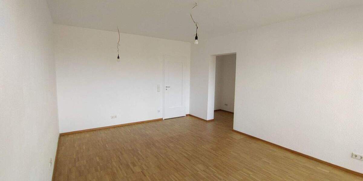 Etagenwohnung Mannheim Neckarstadt - 2 Zimmer, 61 m&sup2;, 690&euro; | Angebot:25699477
