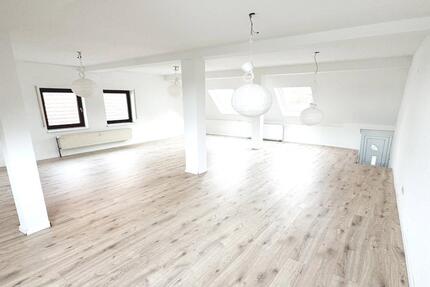 Wohnung Ettlingen - 3 Zimmer, 120 m&sup2;, 1.300&euro; | Angebot:25126311