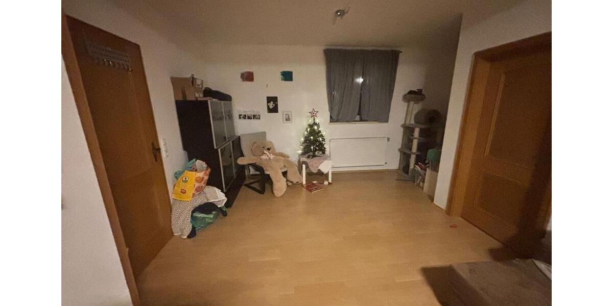 Einfamilienhaus Berkatal - 5 Zimmer, 135 m&sup2;, 750&euro; | Angebot:24345088