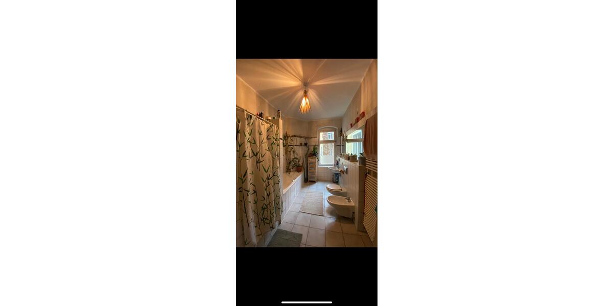 Wohnen auf Zeit Berlin Friedrichshain-Kreuzberg - 22 Zimmer, 137 m&sup2;, 330&euro; | Angebot:26674153