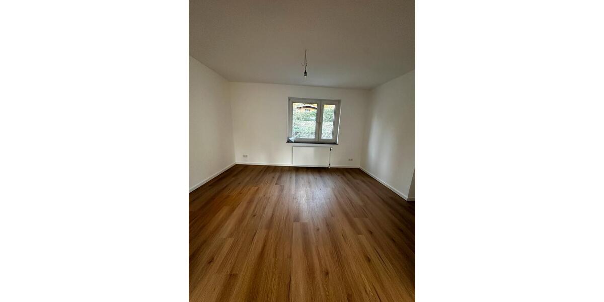 Etagenwohnung Wuppertal Gemarkung Ronsdorf - 2 Zimmer, 74 m&sup2;, 753&euro; | Angebot:25887323