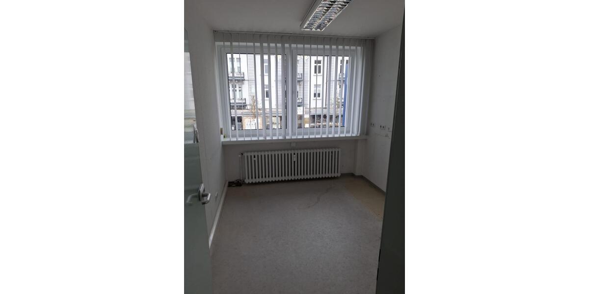 Etagenwohnung Bad Wildungen - 5 Zimmer, 116 m&sup2;, 1.275&euro; | Angebot:24884251