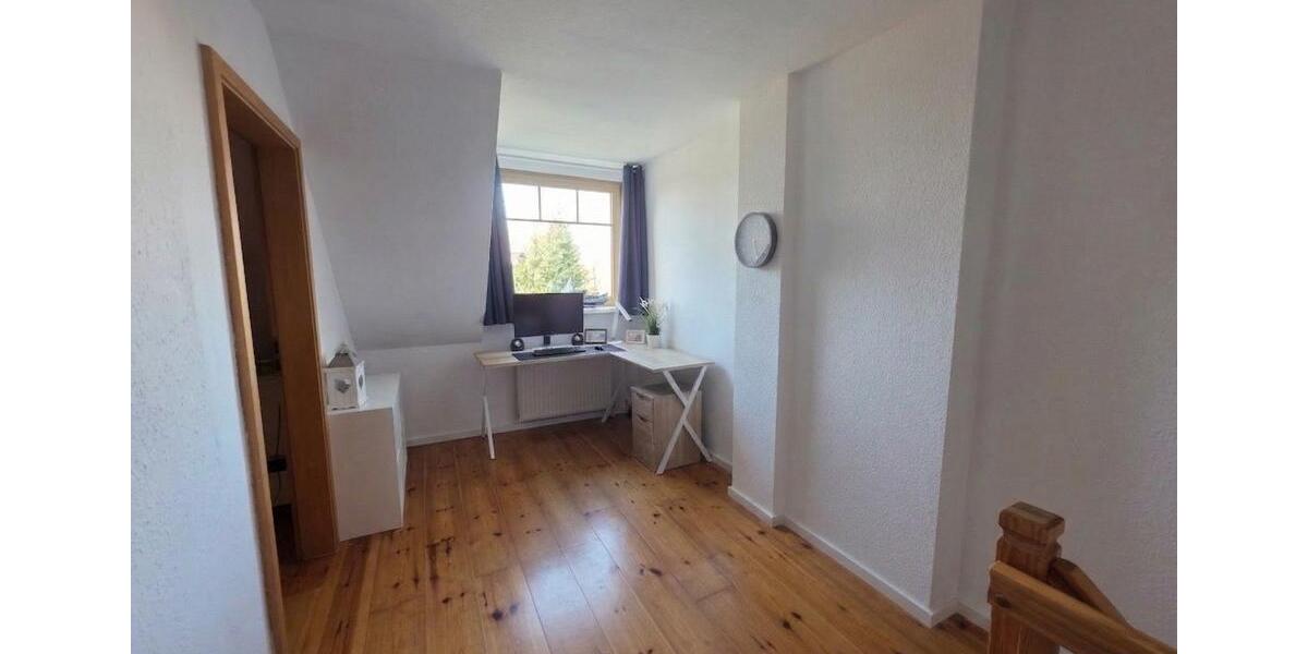 Etagenwohnung Bad Doberan - 4 Zimmer, 100 m&sup2;, 1.200&euro; | Angebot:25925314