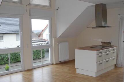 Wohnung Detmold - 4 Zimmer, 103 m&sup2;, 1.185&euro; | Angebot:25083150