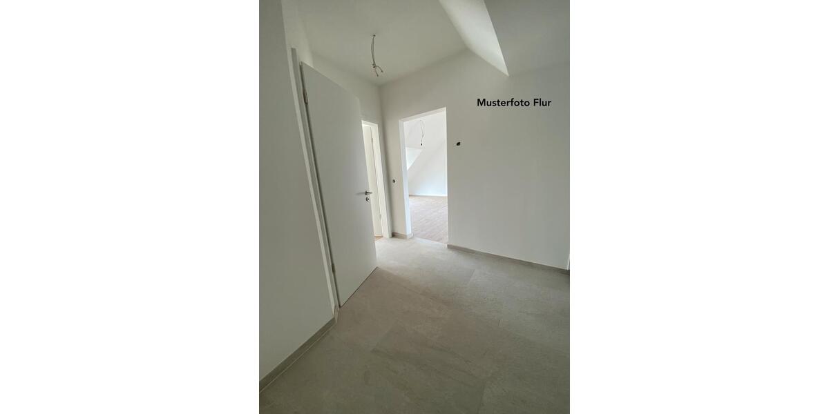 Etagenwohnung Siegburg - 4 Zimmer, 134 m&sup2;, 1.876&euro; | Angebot:24751057