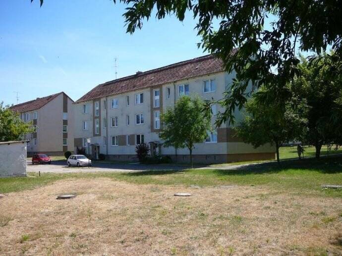 Etagenwohnung Uckerfelde Hohengüstow - 3 Zimmer, 67 m&sup2;, 365&euro; | Angebot:25107999