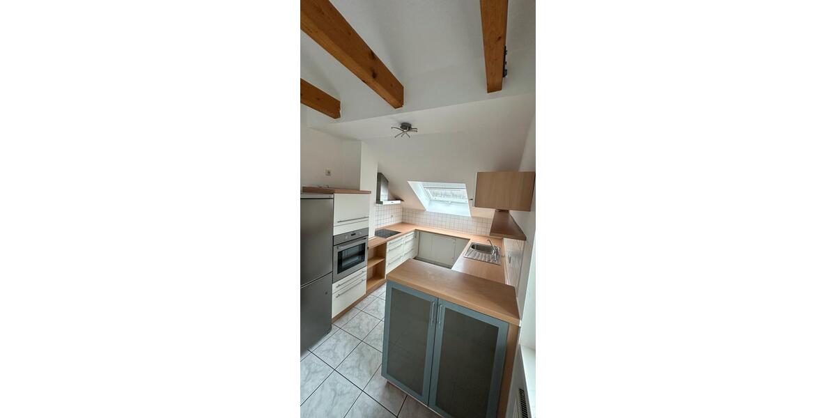 Dachgeschoßwohnung Schwebheim - 3 Zimmer, 80 m&sup2;, 890&euro; | Angebot:26413638