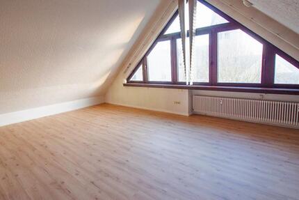 Sehr schöne grohelreno Whg Stadtmitte 4-5ZKB Aufz Terras Stellp 4 zimmer