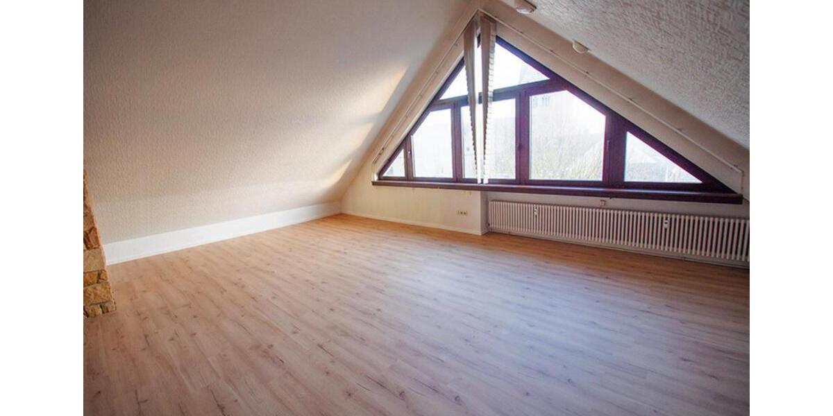 Sehr schöne grohelreno Whg Stadtmitte 4-5ZKB Aufz Terras Stellp 4 zimmer