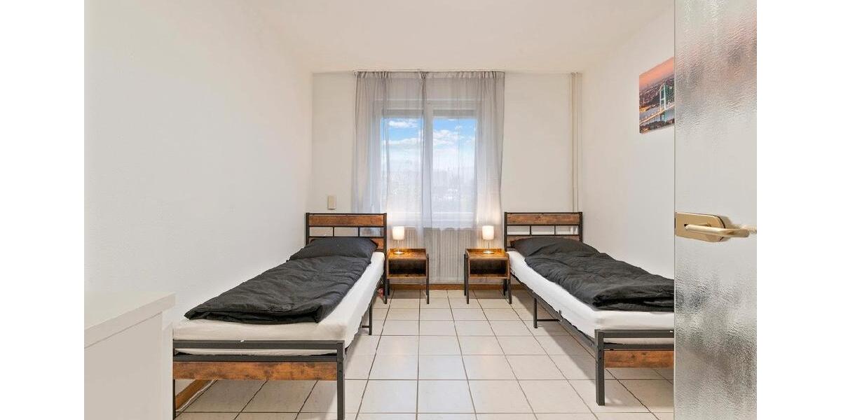 Einfamilienhaus Ofterdingen - 3 Zimmer, 200 m&sup2;, 20&euro; | Angebot:24511697