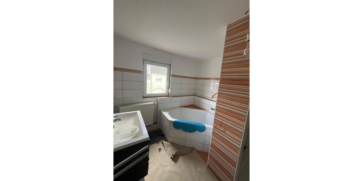 Etagenwohnung Dettenheim - 5 Zimmer, 140 m&sup2;, 1.250&euro; | Angebot:26505390
