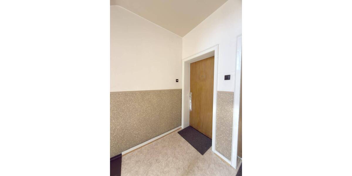 Etagenwohnung Oberhausen Altstadt-Süd - 6 Zimmer, 180 m&sup2;, 2.100&euro; | Angebot:26190385