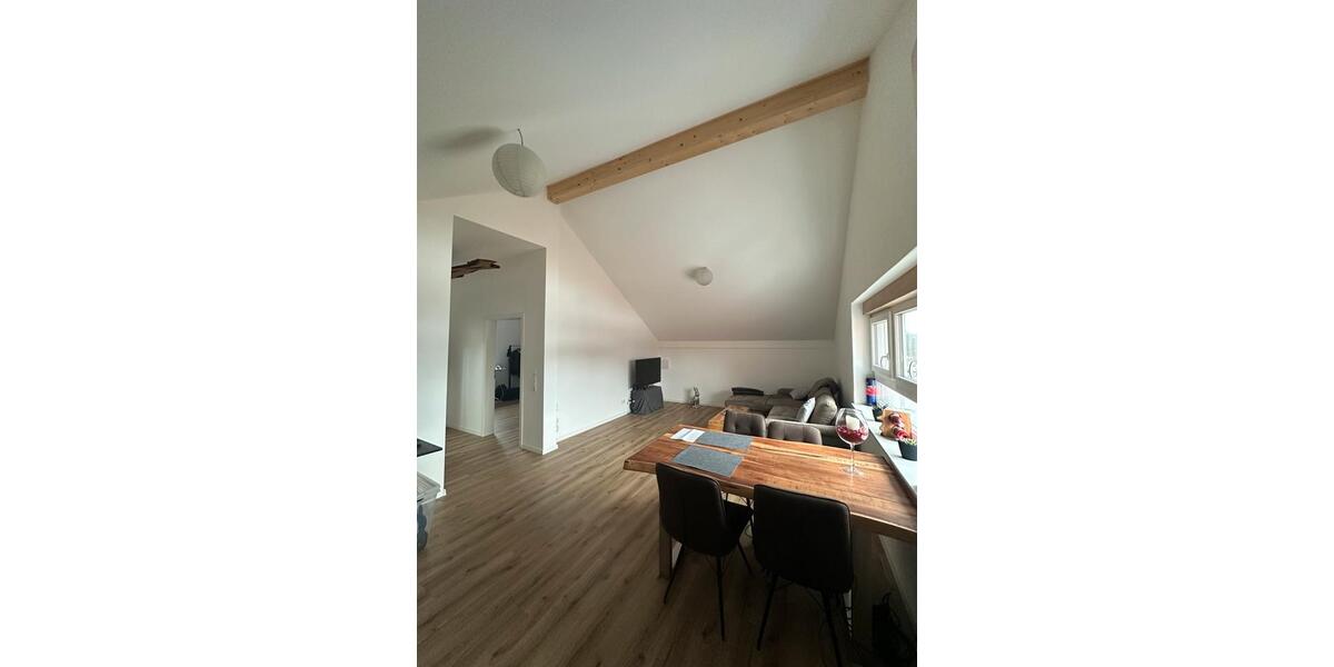 Dachgeschoßwohnung Gangkofen - 2 Zimmer, 64 m&sup2;, 650&euro; | Angebot:24740648