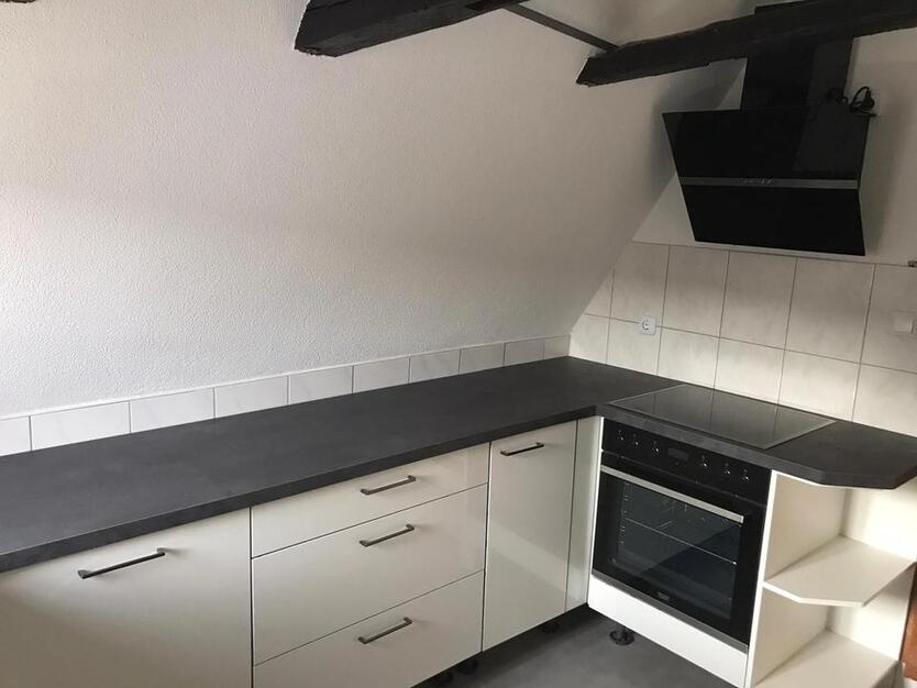 2 Zimmer Wohnung Dachgeschoss Sachsenheim -Ochsenbach 74343 .