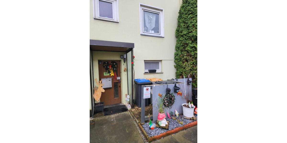 Reihenmittelhaus zu vermieten. 4 zimmer