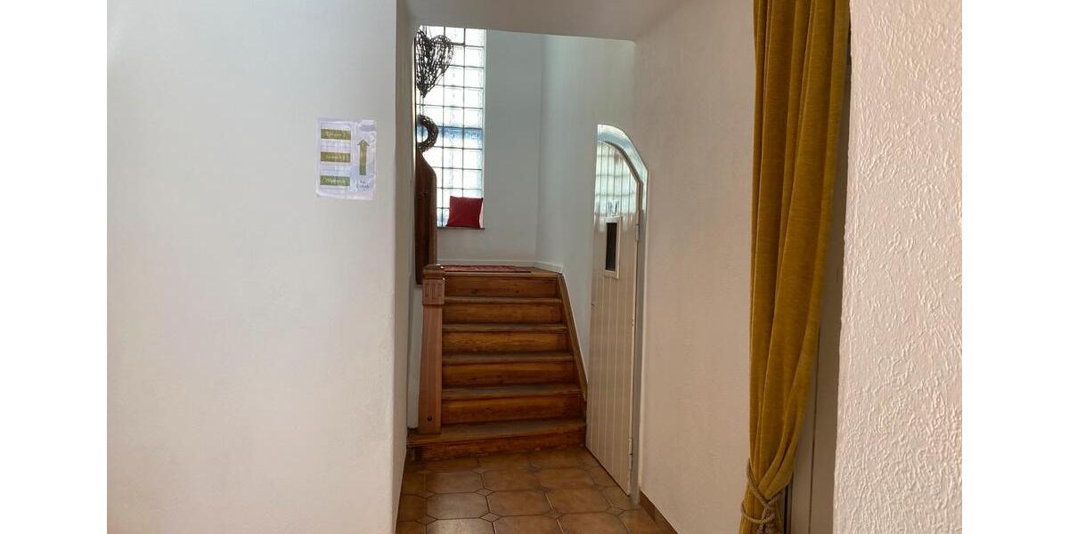 Wohnen auf Zeit Bubenreuth - 6 Zimmer, 200 m&sup2;, 28&euro; | Angebot:24582917