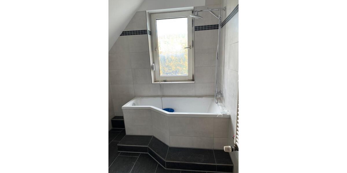 Dachgeschoßwohnung Minden - 4 Zimmer, 98 m&sup2;, 1.400&euro; | Angebot:24656353