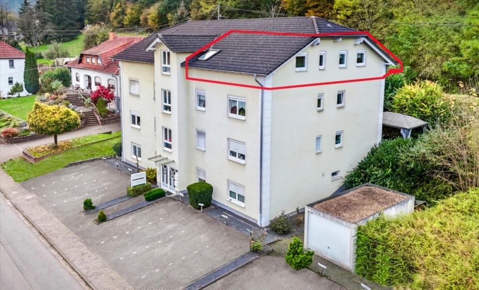 Beckingen-Haustadt – Gepflegte 3-ZKB-Dachgeschosswohnung 3 zimmer