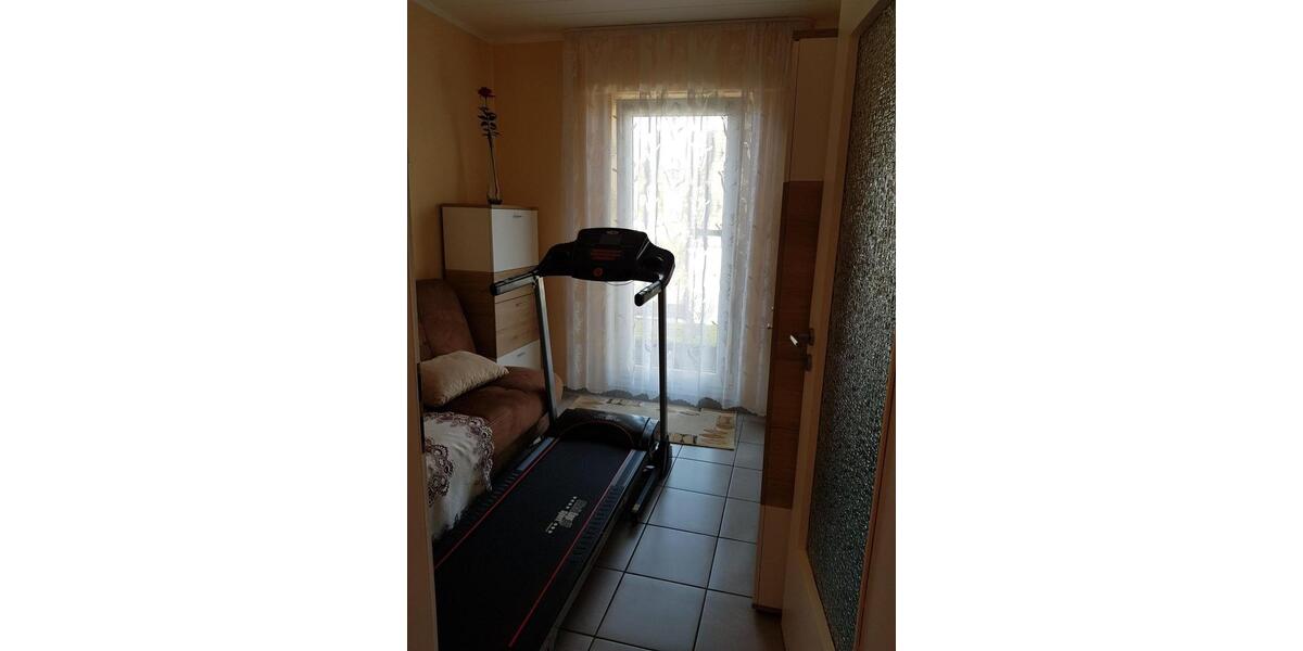 Etagenwohnung Gummersbach - 4 Zimmer, 90 m&sup2;, 950&euro; | Angebot:26051062