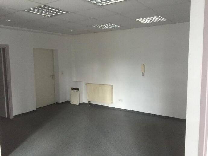 Gewerbeobjekt Radebeul Zitzschewig - 4 Zimmer, 97 m&sup2;, 636&euro; | Angebot:25671761