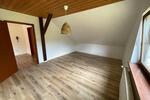 Dachgeschoßwohnung Altenglan - 4 Zimmer, 84 m&sup2;, 880&euro; | Angebot:26331350