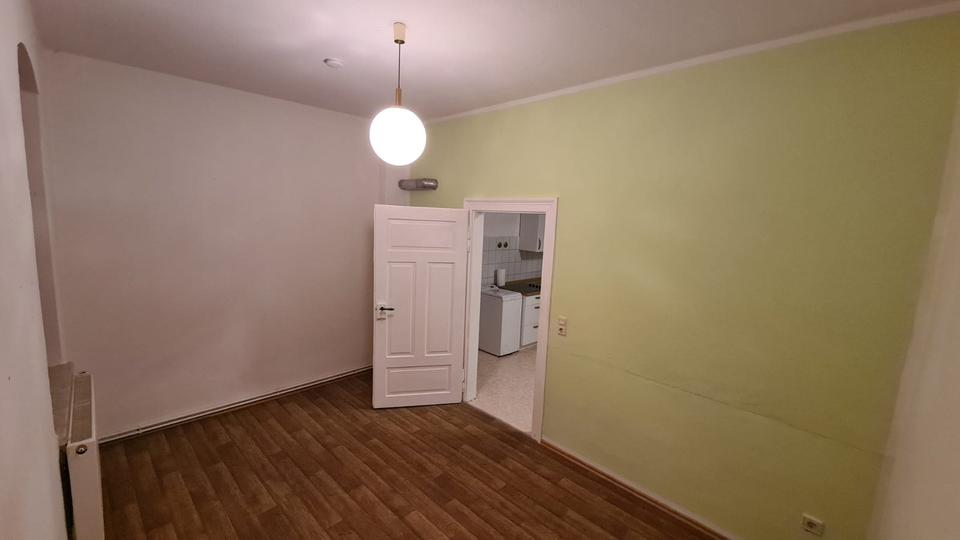 Erdgeschoßwohnung Greiz - 2 Zimmer, 44 m&sup2;, 250&euro; | Angebot:24287054