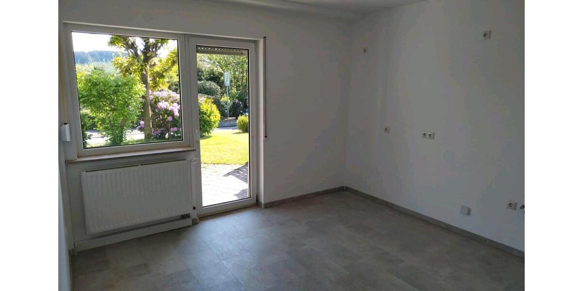 Terrassenwohnung Netphen - 1 Zimmer, 72 m&sup2;, 885&euro; | Angebot:25882233