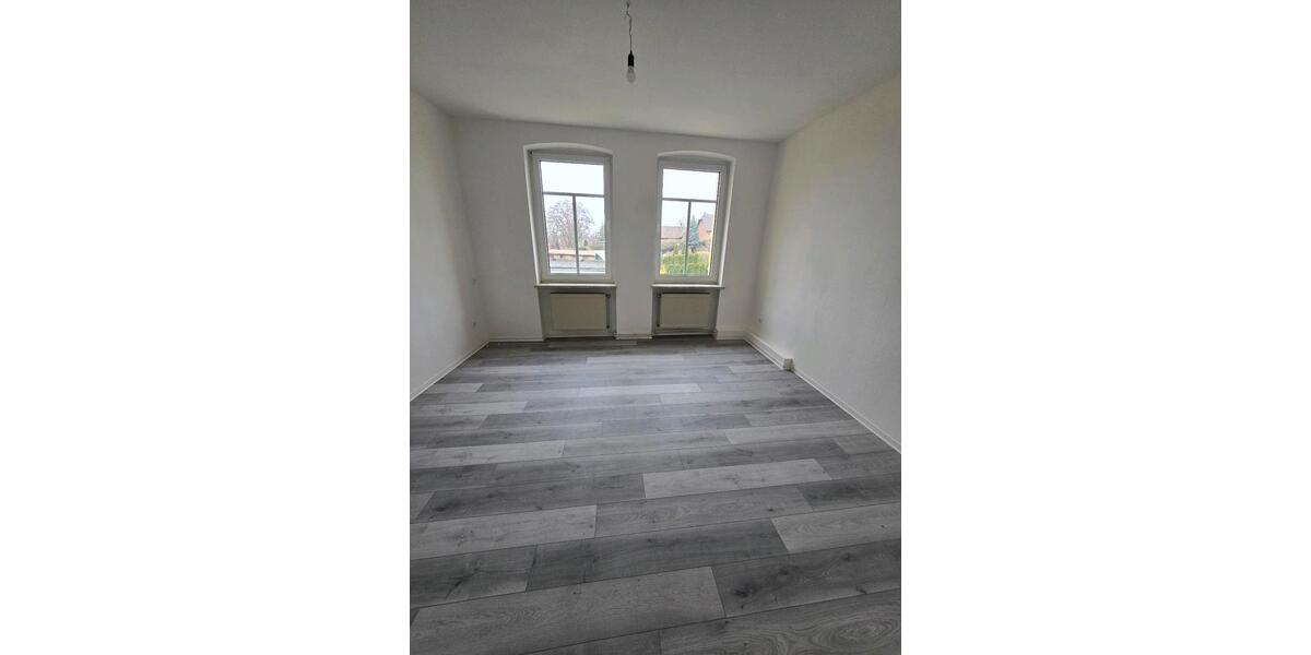 Etagenwohnung Burg - 1 Zimmer, 34 m&sup2;, 286&euro; | Angebot:25892805