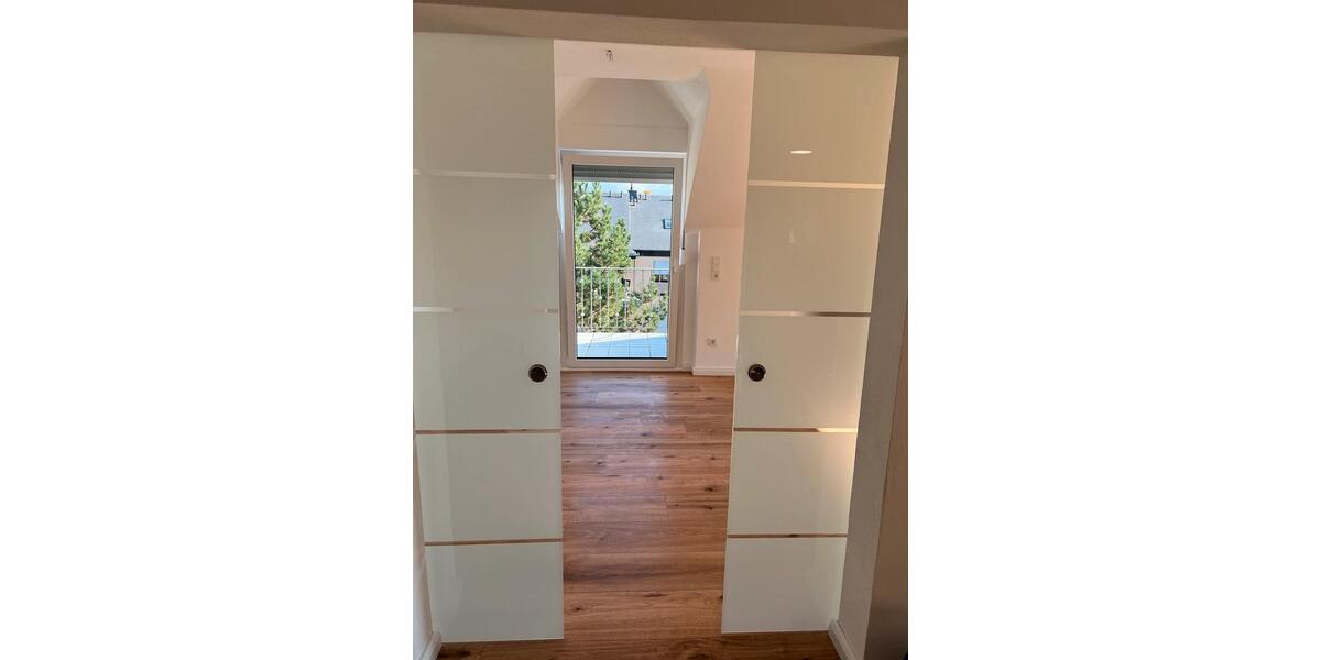 Bernkastel-Kues Plateau: 3 ZKB DG Wohnung 3 zimmer