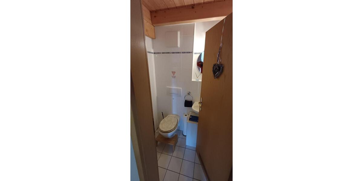 Dachgeschoßwohnung Putzbrunn - 3.5 Zimmer, 100 m&sup2;, 1.850&euro; | Angebot:26130517