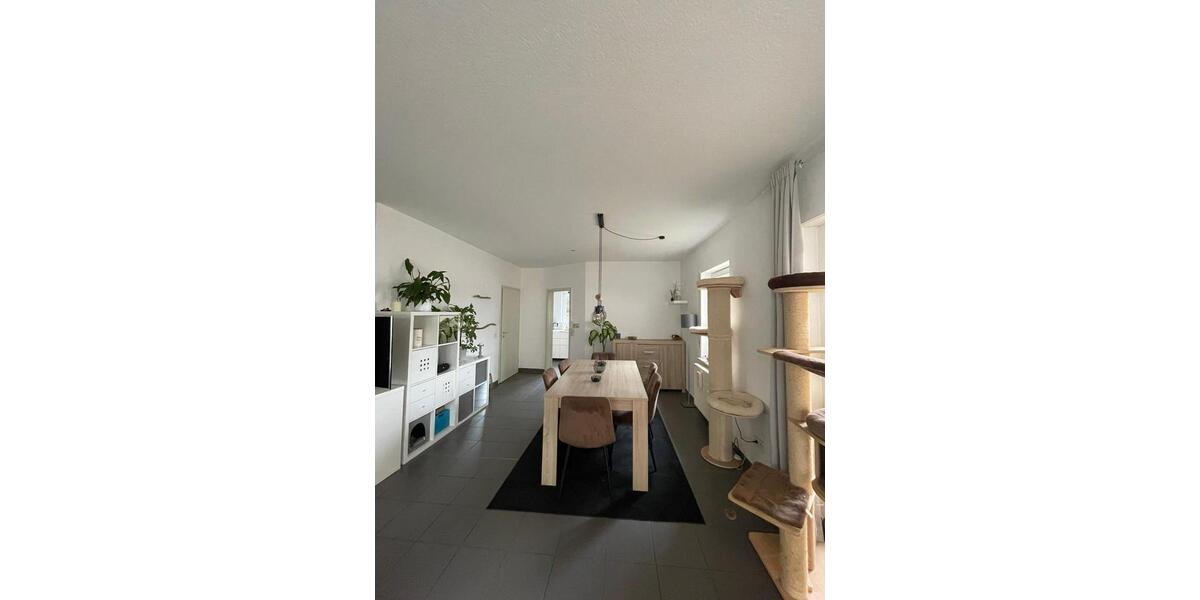 Etagenwohnung Lindenfels - 5 Zimmer, 115 m&sup2;, 900&euro; | Angebot:25045108