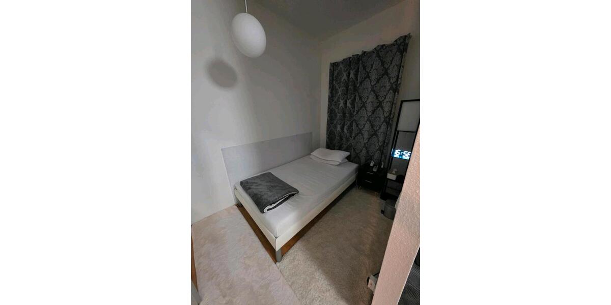 Erdgeschoßwohnung Brühl - 1.5 Zimmer, 31 m&sup2;, 600&euro; | Angebot:26248938