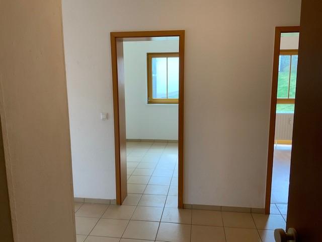 Erdgeschoßwohnung Gummersbach - 3.5 Zimmer, 80 m&sup2;, 473&euro; | Angebot:26459053