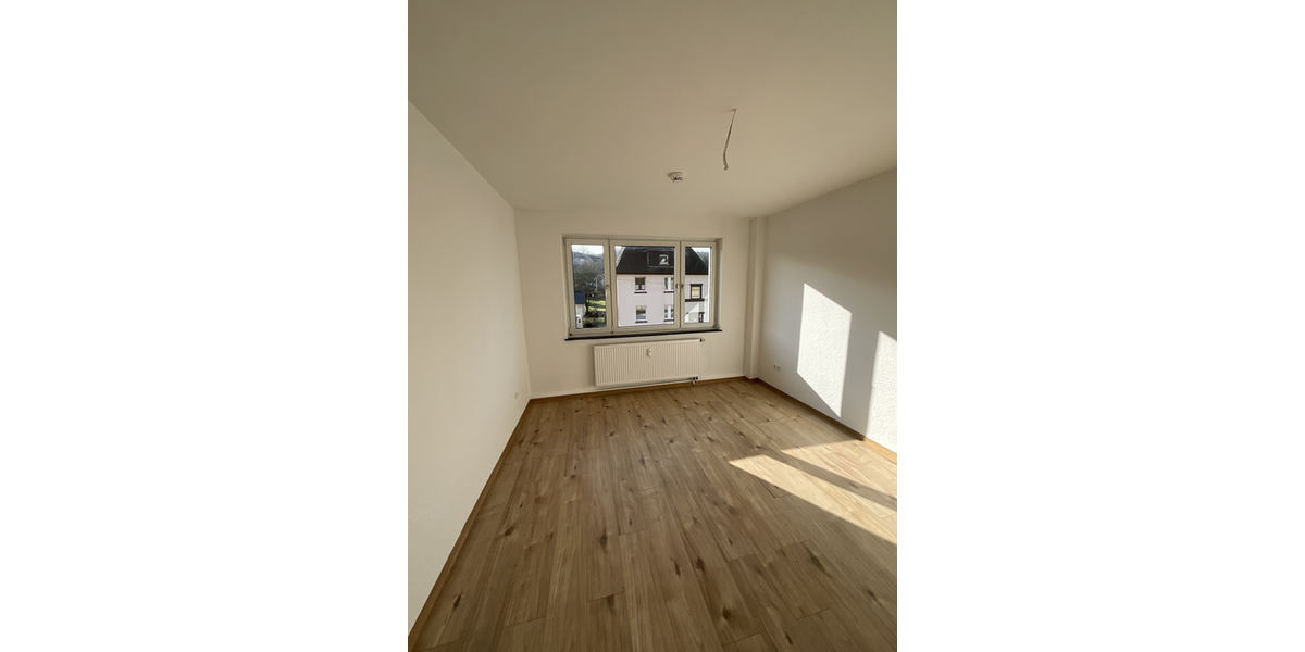Etagenwohnung Gummersbach Bünghausen - 4 Zimmer, 66 m&sup2;, 469&euro; | Angebot:25272556