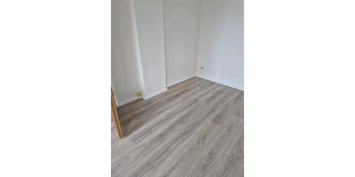 Etagenwohnung Halberstadt - 2 Zimmer, 76 m&sup2;, 380&euro; | Angebot:26246871